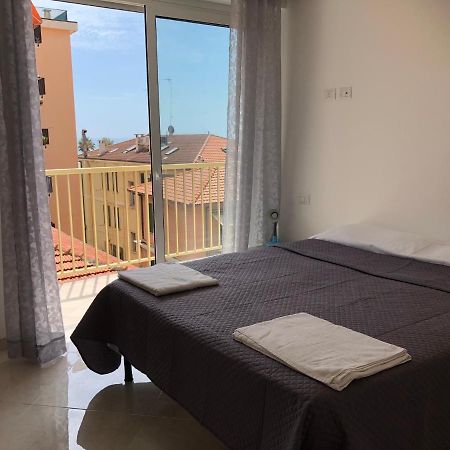 Ferienwohnung Casa Di Gio' Ventimiglia Exterior foto