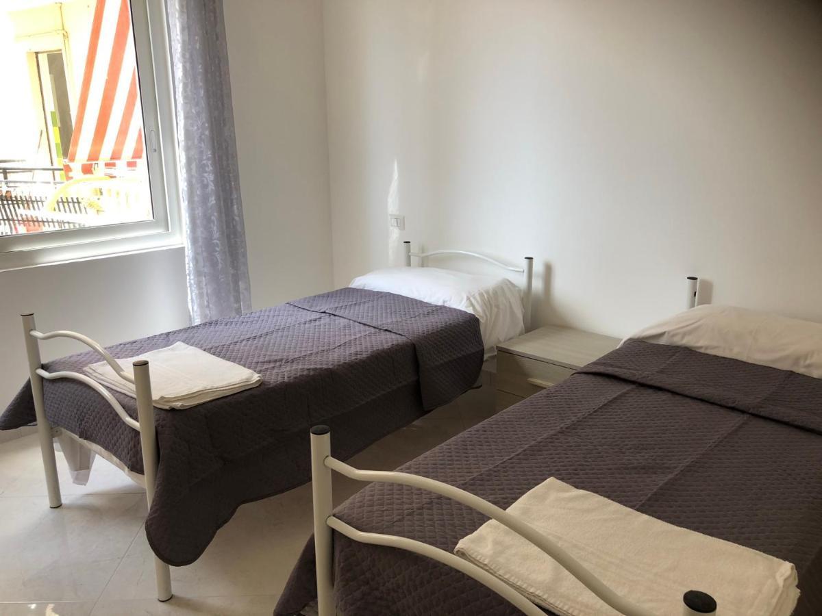Ferienwohnung Casa Di Gio' Ventimiglia Exterior foto