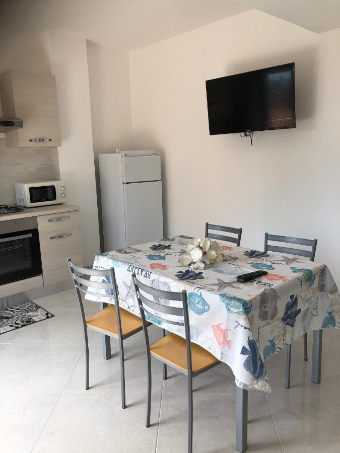 Ferienwohnung Casa Di Gio' Ventimiglia Exterior foto